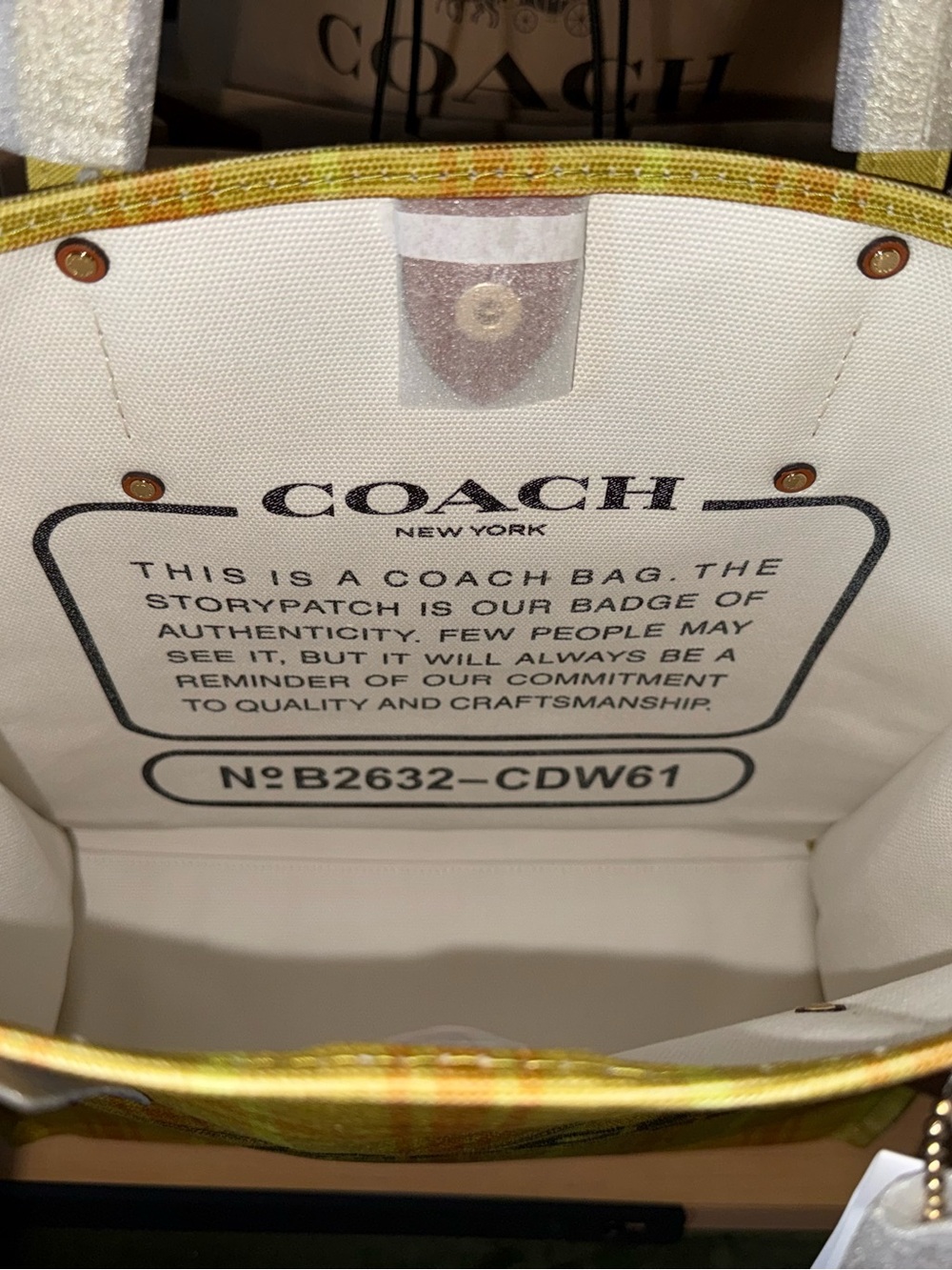 Coach Outlet Canvas Tote Bag With Plaid Print ☀️ - Picture 8 of 12